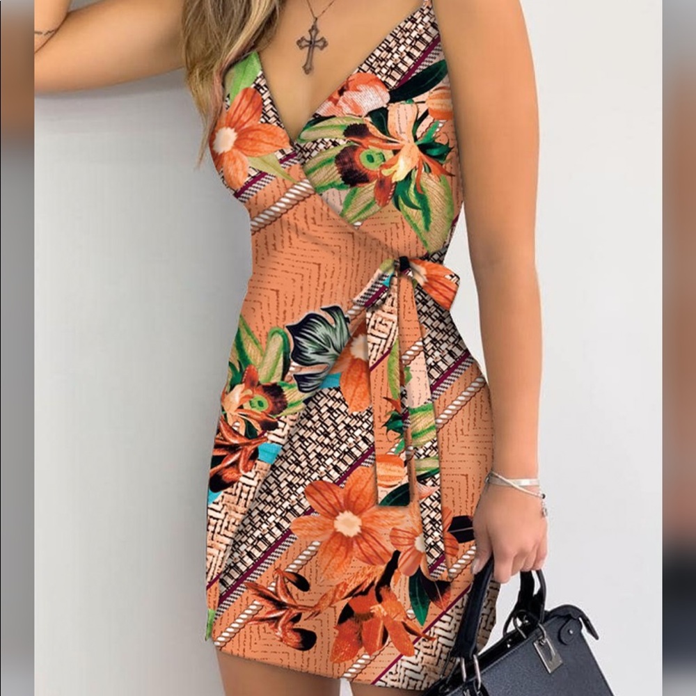 🌿Floral Print Wrap Dress🌿